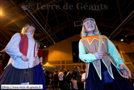 NIEPPE (F) - 1er festival de danses de Géants portés en salle - Téléthon 2012 / Guillem le contrebandier - WILLEMS (F) et Jacobus - STEENVOORDE (F)