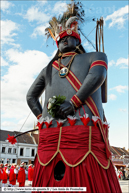STEENVOORDE (F) - 5ème Ronde Européenne de Géants portés 2012 / L'Indien - Stadsbestuur Dendermonde  - DENDERMONDE/TERMONDE (B)