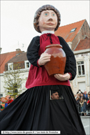 STEENVOORDE (F) - 5ème Ronde Européenne de Géants portés 2012 / Rosalie du Ryveld - Les Amis du Ryveld - STEENVOORDE (F)