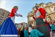 TOURCOING (F) - Week-End Géants 2012 / Miss Cantine – NIEPPE (F) et Jean le bûcheron – STEENVOORDE (F)