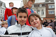 TOURCOING (F) - Week-End Géants 2012 / Les petits porteur mafflous