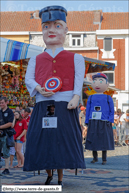 COMINES-WARNETON (B) - 30ème fête des Marmousets 2013 / Aimé, le joueur d’estaminet et Tiot Vincent – LOOS (F)