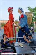 DOUAI (F) - Fêtes de Gayant 2013 - Rassemblement de géants et banquet de rue / Rose-Lyne – ESQUERCHIN (F) et Z'Allumet – RAIMBEAUCOURT (F)