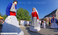 MAFFLE (ATH) (B) - Ducasse du Grand K'Min 2013 - Mariage de Zante et Rinette 2013 / La première danse de Zante, Rinette, Pélot et Pélette