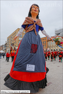 TOURCOING (F) - Week-End Géant 2013 (03-03-2013) -  Le cortège / La Belle-Hélène – STEENVOORDE (F)