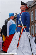 TOURCOING (F) - Week-End Géant 2013  - Le cortège (samedi) / Le Canonnier et la Cantinière - Faubourg de Tournai - ATH (B)