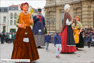 TOURCOING (F) - Week-End Géant 2013  - Le cortège (samedi) / Toria, Babe-Tisje, Zoon-Tisje et Tisje-Tajse - HAZEBROUCK (F)