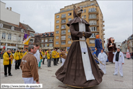 TOURCOING (F) - Week-End Géant 2013 (03-03-2013) -  Le cortège / Coupi le renard – ATH (B