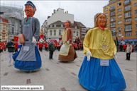 TOURCOING (F) - Week-End Geant 2013 (03-03-2013) -  Le cortège / Charlotte, Dudule et Josephine – SOIGNIES (B)