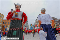 TOURCOING (F) - Week-End Geant 2013 (03-03-2013) -  Le cortège / Jean le bûcheron – STEENVOORDE (F) et Jeannot le boulanger – OUDEZEELE (F)