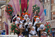 BAILLEUL (F) - Carnaval de Mardi-Gras 2014 / Le char de la dentelle et la reine du carnaval 2014 – BAILLEUL (F)