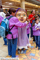 ENGLOS (F) - 8ème fête des Géants 2014 / Grosse-tête - Colla Gegantera d'Iluro – MATARÓ (CATALOGNE) (E)