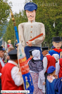 HAUBOURDIN (F) - Fêtes du P'tit Belgique 2014 / Vincent le tisserand - groupe folklorique L'Epinette (faubourg de Béthune) – LILLE (F)