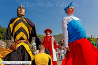 IRCHONWELZ (ATH) (B) - Présentation, bénédiction et cortège Jean III de Trazegnies 2014 / Baudouin IV de Hainaut (le parrain), Jean III de Trazegnies - IRCHONWELZ (ATH) (B) et la Cantinière - Les Francs de Bruges - ATH (B),  (la marraine)