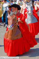 MARQUETTE-LEZ-LILLE (F) - Fête des Chapons 2014 / Cheval-Jupon - BOURBOURG (F)