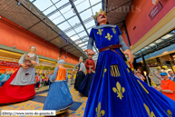 ENGLOS (F) - Centre commercial Englos-les-Géants - 9ème fête des Géants 2015 / Le Rigodon Final