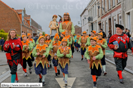 STEENVOORDE (F) - Carnaval d'été 2015 / Jean le Bûcheron, Maria accompagnée de Mariona son épouse, et Jacobus - les Amis de Fromulus – STEENVOORDE (F)