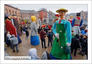 Un pas de danse sur la Grand-Place d'ATH (B)