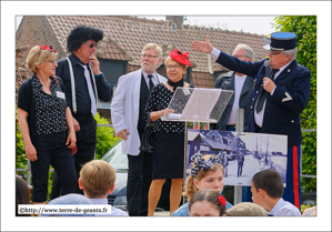 Daniel Avet , président de l'association Sailly en Fête entouré des amis