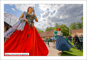 Marianne - La Ronde des Géants – RONCHIN (F) et Louise - La Ronde des Géants – RONCHIN (F)