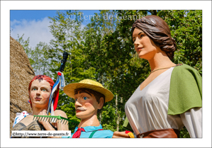 Marianne - La Ronde des géants – RONCHIN (F), Le Jardinier du Pays Vert - ATH (B) et Alys - COMINES (F) et son équipe