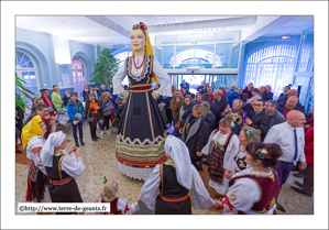 Kolo, danse traditionnelle autour de Bela Rada