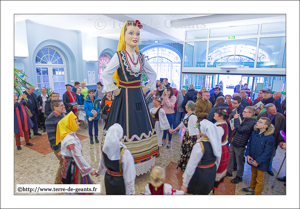 Kolo, danse traditionnelle autour de Bela Rada