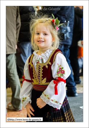 Craquante, en costume de la région de Sumadija