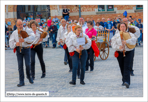 Les ménétriers de Flandre - SAINT-SYLVESTRE-CAPPEL (F)