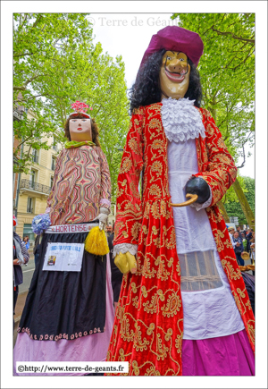 Hortense - Pont de Neuville – TOURCOING (F) et Capitaine Crochet - Frères de Géants -LOOS (F)
