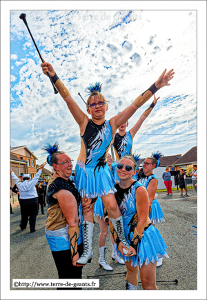 Les majorettes « Les hirondelles » - BAVINCHOVE (F)