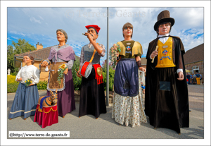 Rita - CASTELLBISBAL (E), Mulassa - CASTELLBISBAL (E), Mulassa - CASTELLBISBAL (E),  Vicenta – CASTELLBISBAL (E), Manel - CASTELLBISBAL (E), Maria del Puig - SANT-CELONI (E) et Marti - SANT-CELONI (E)