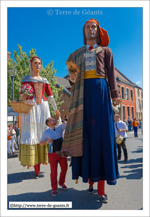 Andre, agriculteur de la vieille ville de Sant Andreu de Polmar - SANT-ANDREU DE POLMAR (BARCELONE) (E) et Colometa, agricultrice de la vieille ville de Sant Andreu de Polmar - SANT-ANDREU DE POLMAR (BARCELONE) (E)