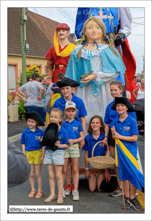 Adelaïde - ZUYTPEENE (F) et sa  patite troupe