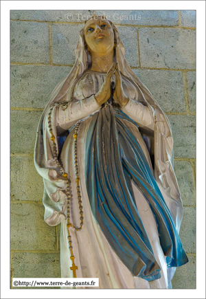 Statue de Notre-Dame de Lourdes