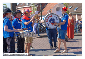La Banda Capiôts – NEUVILLE-EN-FERRAIN (F)