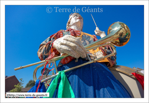 Mélodie, Géante du Nord – Association La Renaissance – NEUVILLE-EN-FERRAIN (F)