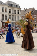 LILLE (59) - Lille - Parade de Géants - Lille 2004 / La danse de Reinhaert et Ermeline -  LOCHRISTI (B)